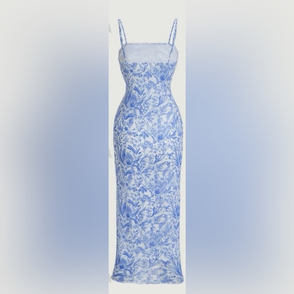 Blue & White Dress - Picture 3 of 4